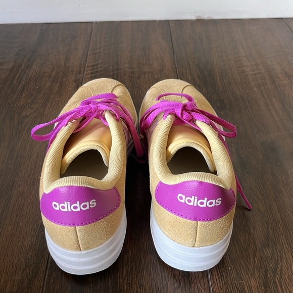 NWT ADIDAS COURT BOLD SHOES! - Picture 10 of 13